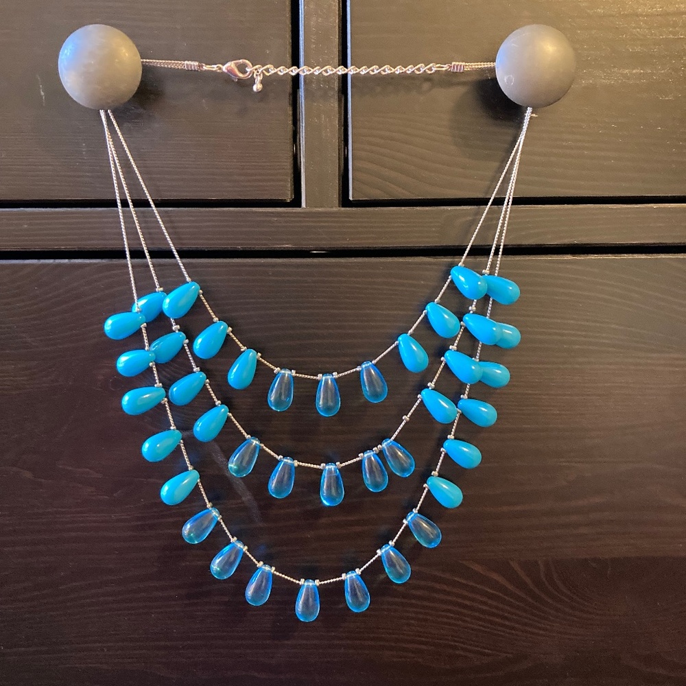 Seven fun and pretty necklaces!